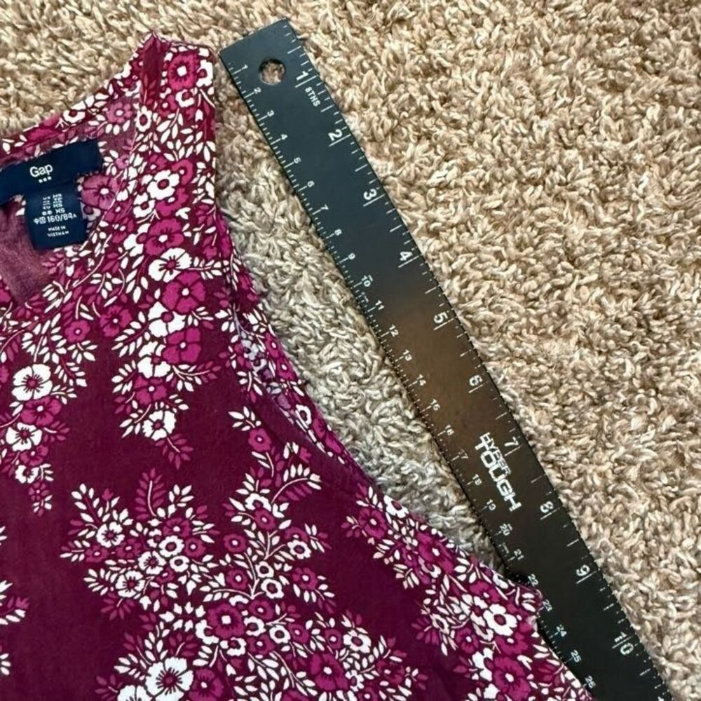 Gap Womens Tank Top XS Red/Purple Floral Flowing Sleeveless High Low Front - Picture 5 of 7